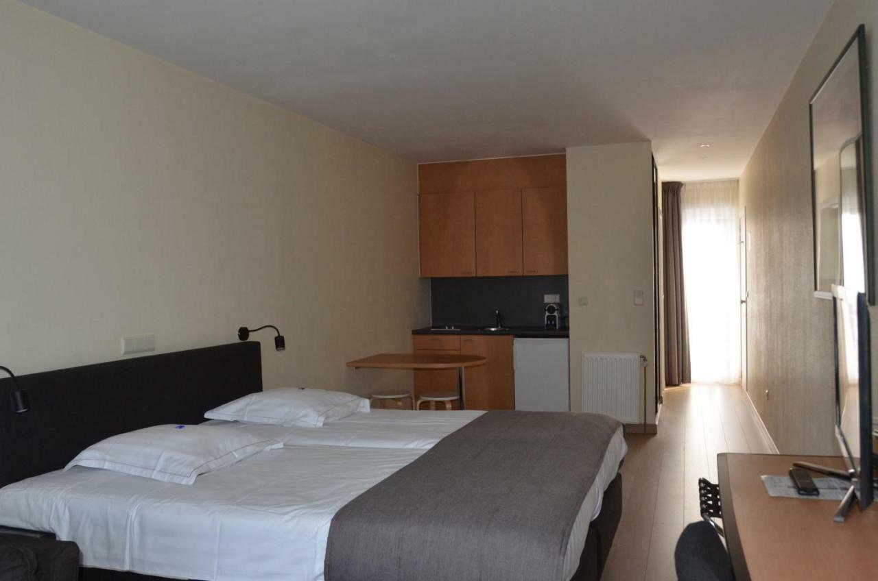Hotel Arcato De Haan Bagian luar foto